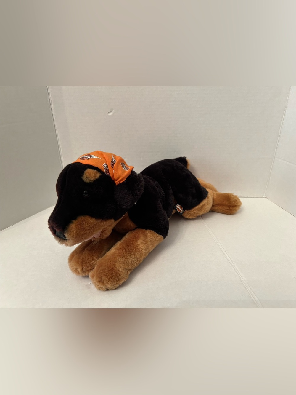 Harley Davidson Rottweiler
Plush Stuffed Dog
Bandanna Biker